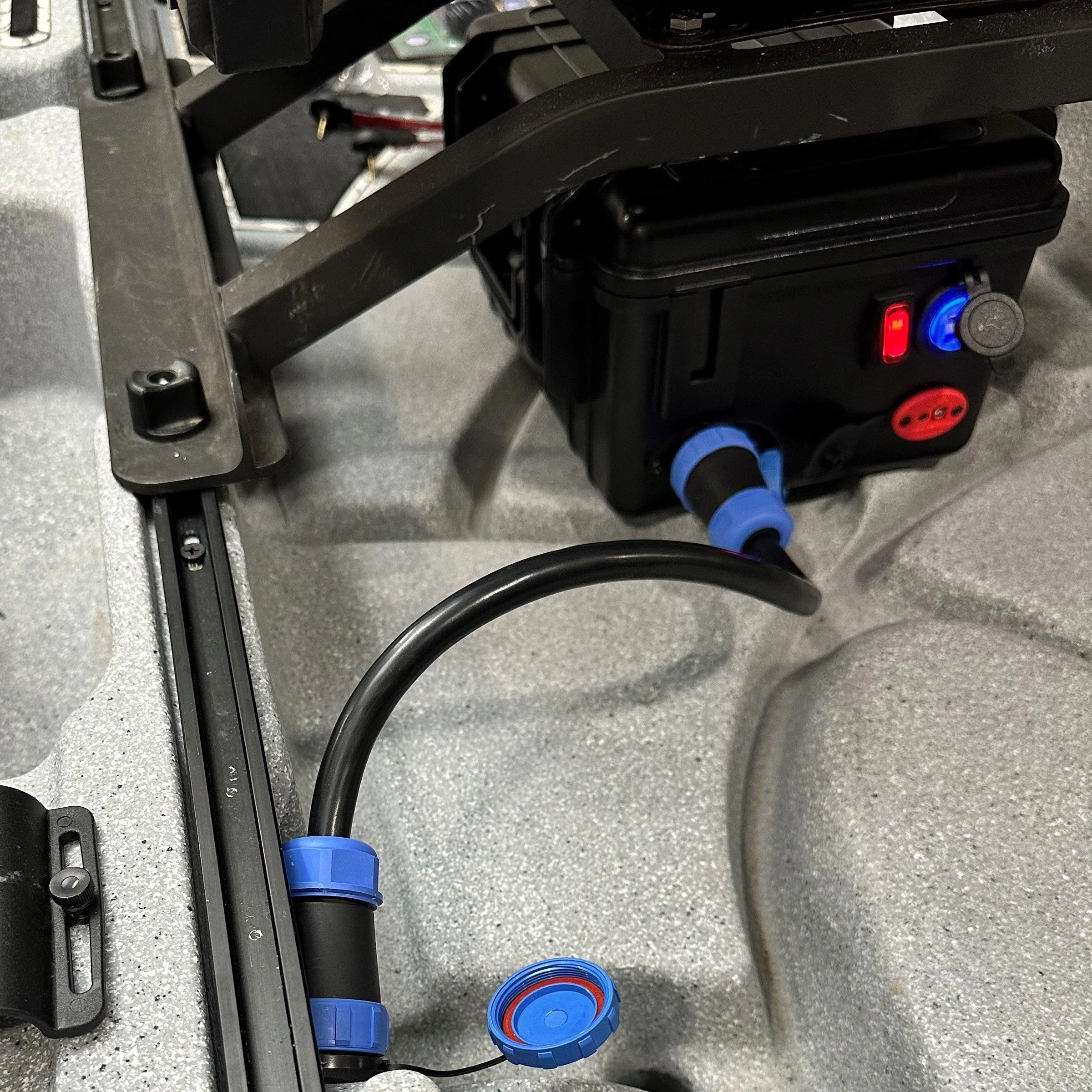 5 Circuit Heavy Duty, Waterproof, Quick Disconnect Jumper Kit - Panel Mount and Dual Plug Jumper Harness (YP-QD5X-18K) - Image 3